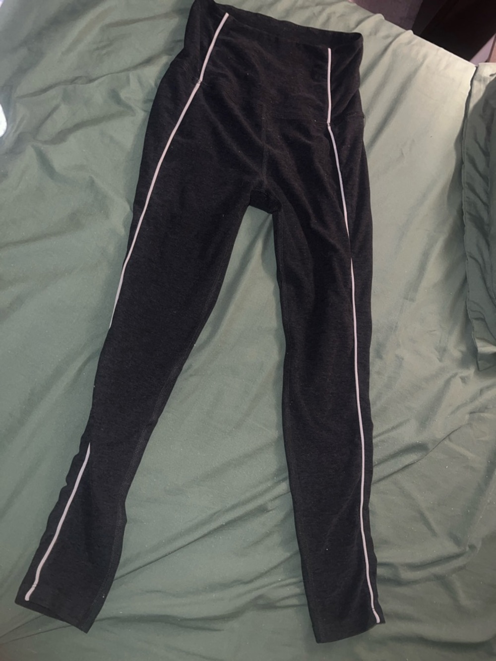 Beyond Yoga Black Leggings with White Side Piping